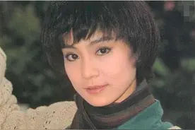 刘雪华的琼瑶梦醒了，倾城之恋在36岁破碎，52岁失去丈夫与父亲图片