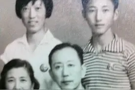 于海青：亲人越来越少了！特怀念爷爷奶奶三爷爷三奶奶外公父母！图片