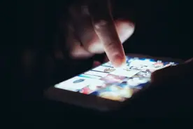 南阳人注意了，收不到验证码？你的手机可能被控制了！全国500万+只手机图片