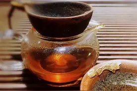 茶事小物：一只喝了十几年老普洱的茶漏图片