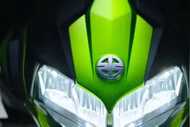 26.9万！全新Kawasaki ZH2 SE发布，配置更强图片