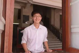 高考703分状元，被11所国外名校拒收，这并不是教育的问题图片