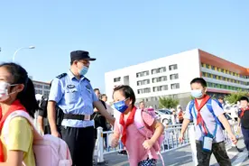 【我为群众办实事】开学“大片”，他们怎会缺席！图片