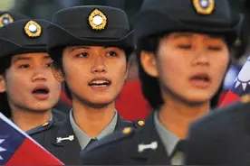 美军被曝出秘密进驻台湾，已有一年多了！精锐特种兵直接培训台军图片