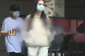 张一山宋妍霏疑似同居，"刘星"单身28年，终于找到另一半图片