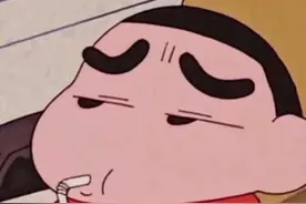 可爱日常蜡笔小新表情包：小姐姐我是来偷你心的图片