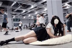 16岁漫展女孩发文致歉：我确实穿了安全裤！目前已报警处理图片
