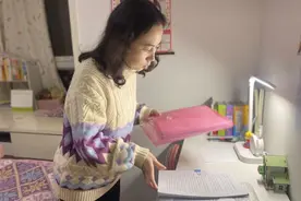 不远的团圆：“紫丝带妈妈”的坚持与希望图片