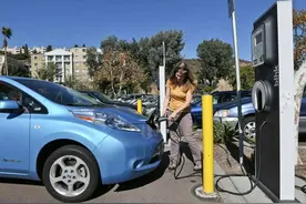 美国研究：电动汽车用车成本超燃油车！特斯拉Model 3行驶100英里12.95美元，总成本比油车贵50%图片
