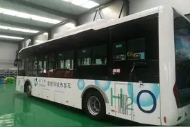 加气几分钟，能跑500公里！来看看氢燃料大巴车有啥不一样图片