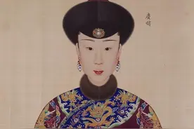 郎世宁所画的乾隆的12名妃子中，您看看哪个最好看？图片