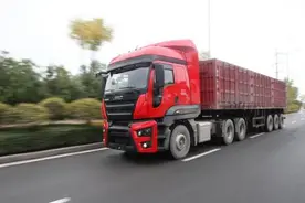 高速收费上调，货车司机跑国道不跑高速了，发生事故该怎么处理？图片