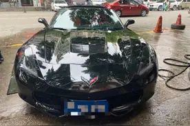修车店老板花72万买二手科尔维特，放门口招揽生意，效果立见成效图片