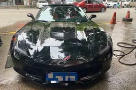 修车店老板花72万买二手科尔维特，放门口招揽生意，效果立见成效图片
