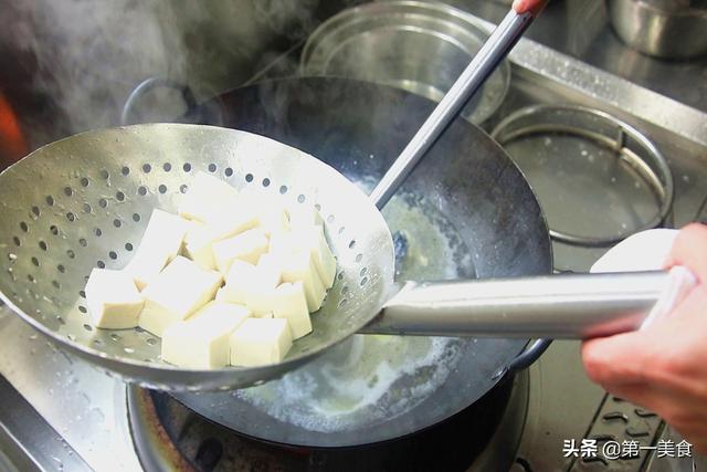 花胶鱼汤的做法 2026年花胶鱼汤的做法视频