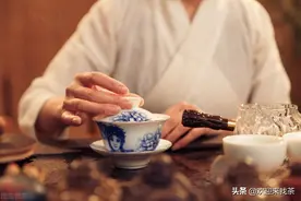 买茶叶时老板为什么都会问，自己喝还是送人图片