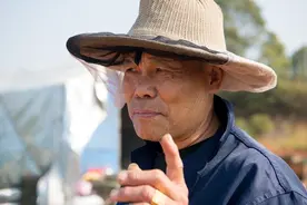 “爸娶这个女人当老伴儿怎么了？”儿子说完3个原因后，老人愣了图片