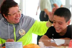 经历过三段感情的韩红，终于找到了她的归属图片