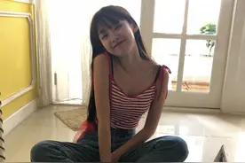 女生审美越来越怪！奥特曼紧身衣成为人类高质量女性必备图片