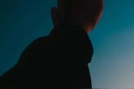 情话集|少年心动是仲夏夜的荒原， ​​​一人留一句情话吧！图片