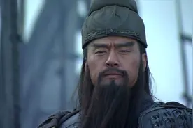 至理：鸟在笼中，恨关羽不能张飞；人活世上，要八戒更需悟空图片