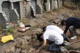 老祖宗忠告：“上坟莫带烟，鳏寡挑红灯”，上坟不能带烟？在理吗图片