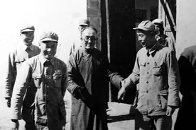 1949年9月，西北三马之马鸿宾率部起义，他为何会做这样的选择？图片