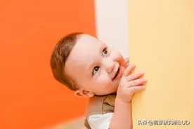 假期孩子玩太疯不想睡觉，收好这份哄睡歌单，再也不愁宝宝睡觉难图片
