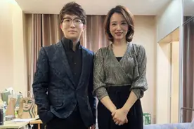 女主持人中气质最好的应该就是董卿了吧，她的穿搭真的非常有品味图片