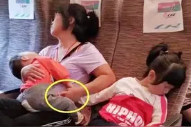 关于生二胎宝妈们究竟是怎么想的？最怕“一拖二”，这是问题核心图片