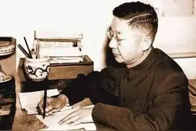 老舍：她一世未曾享过一天福，临死还吃的是粗粮图片
