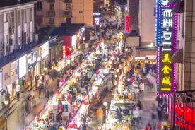 谢霆锋悄悄打卡！这个杭州人最爱逛的夜市，究竟拥有怎样的蜜汁魅力？图片
