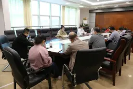 河池市人民检察院党组副书记、副检察长黎守全到金城江、宜州院督导工作图片