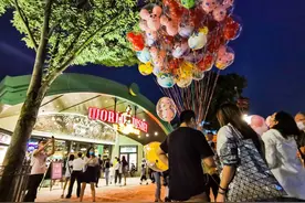 迪士尼首次推出夜市！约？图片