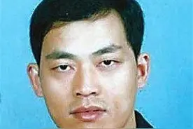 江西悍匪万光旭：一人对战37名警察，造成11人伤亡，结局如何？图片
