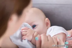 婴儿什么时候认识父母？三个半月的时候是关键图片