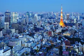 东京是日本的经济中心，日本的主要公司都集中在这里图片