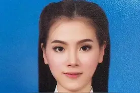 泰国初恋女神“小水”平采娜：清纯又美艳，令人心动图片