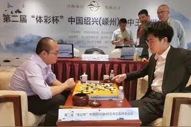 柯洁战胜唐韦星 首次加冕王中王争霸赛冠军图片