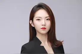 花季美少女凌晨四点失足坠楼，母亲带女儿回家结局一声叹息图片