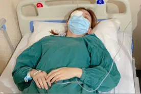 湖南台美女主持人晒病床照，脸色蜡黄身体消瘦，发文感谢老公陪伴图片