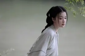 橘子晚报：唐嫣女儿正脸首曝光！票房三天两亿，是上海堡垒2.0？图片
