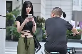 最调皮工装裤，170的女神穿得像个“矿工”，认真的？图片