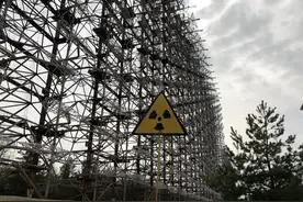 40年前的苏联雷达，每次开机都是全球无线电灾难，靠近我国有一部图片
