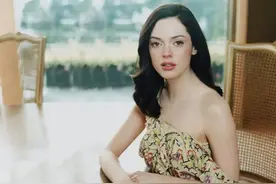 罗丝·麦高恩的阴暗面 被恶魔吻过的睡美人 打破好莱坞的沉默者图片