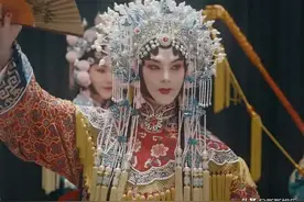 男星戏曲扮相，杨洋易烊千玺眼神勾人，张艺兴绝了图片
