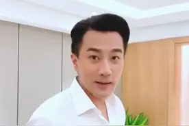 夫妻近况大不同？杨幂前夫刘恺威近照发福，黑眼圈肚腩抢镜显沧桑图片