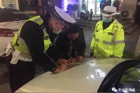 女司机实习期内涉嫌醉酒驾驶，车上还有三个小孩...图片