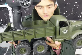 拆箱试玩遥控军用卡车，能够载重行驶，可惜越野性能一般视频封面