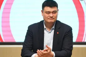 姚明改革不彻底！工资帽形同虚设，CBA依然有钱就行，首钢笑了图片